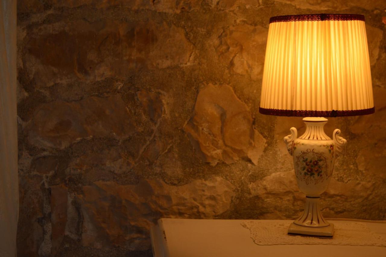 Visilo Stone House Βίλα Pucisca Εξωτερικό φωτογραφία
