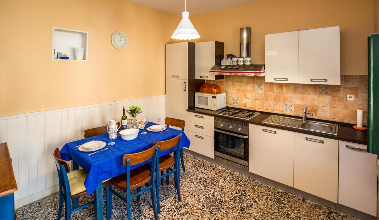 Visilo Stone House Βίλα Pucisca Εξωτερικό φωτογραφία