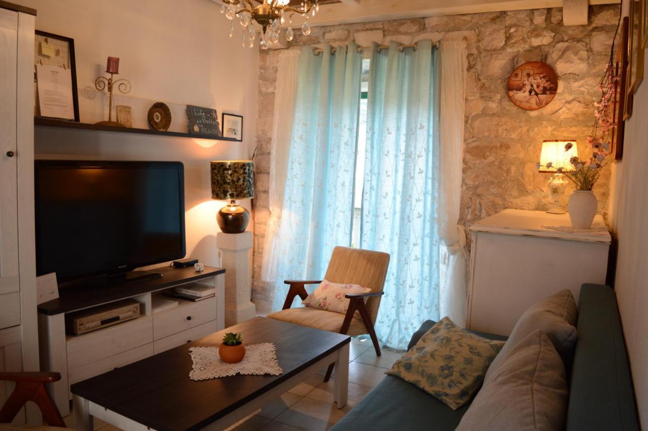 Visilo Stone House Βίλα Pucisca Εξωτερικό φωτογραφία