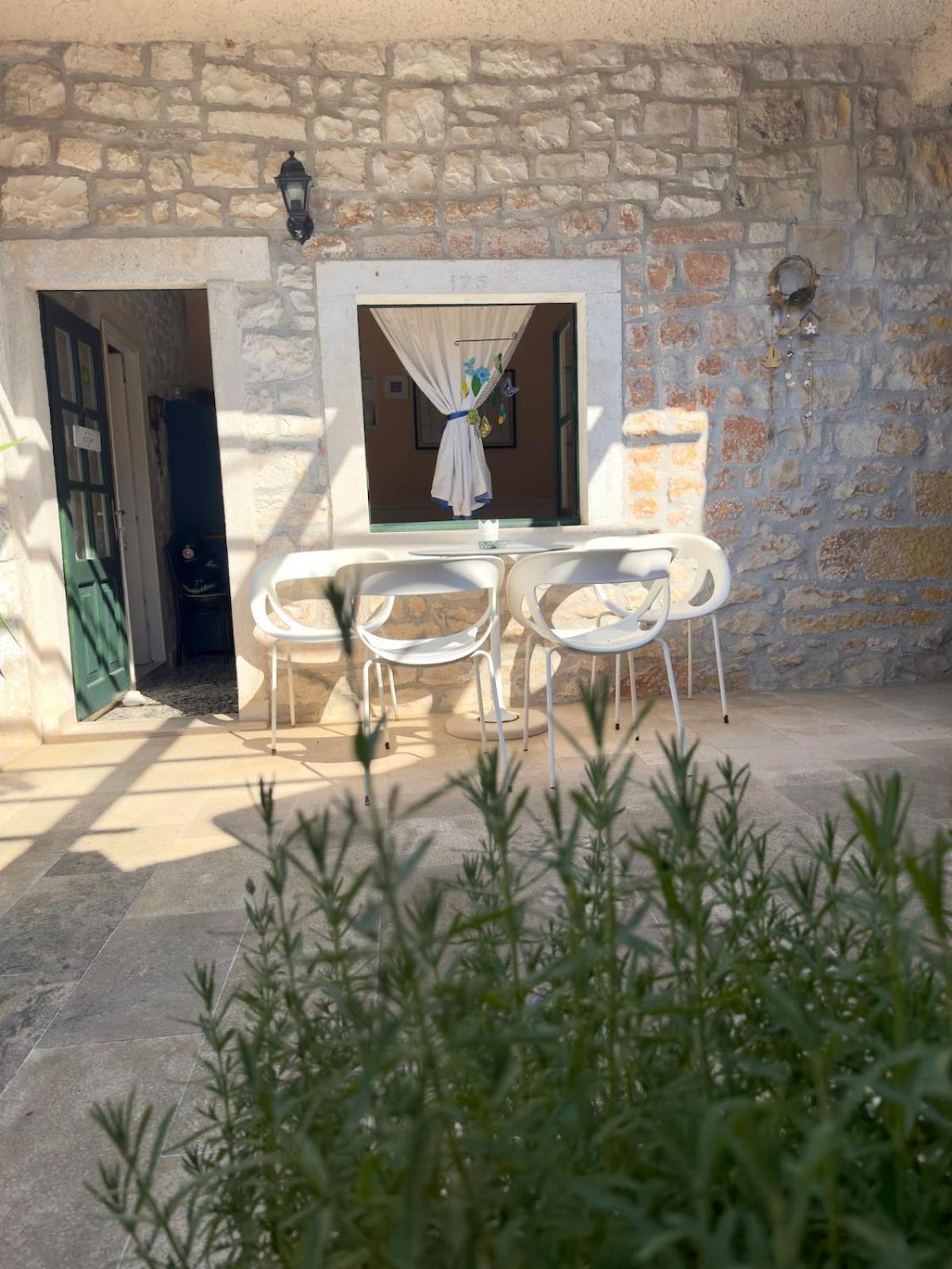 Visilo Stone House Βίλα Pucisca Εξωτερικό φωτογραφία